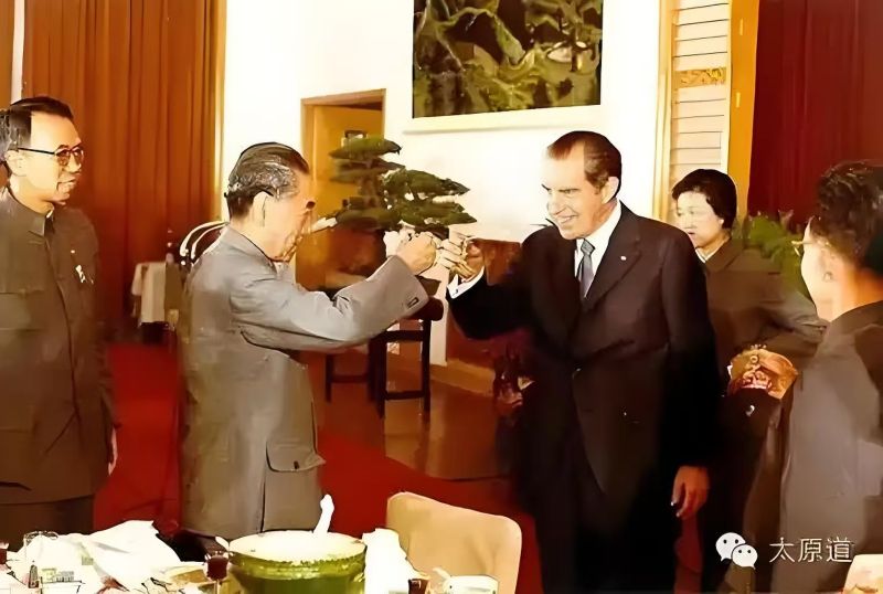微信图片_20250923173113_718_271.jpg