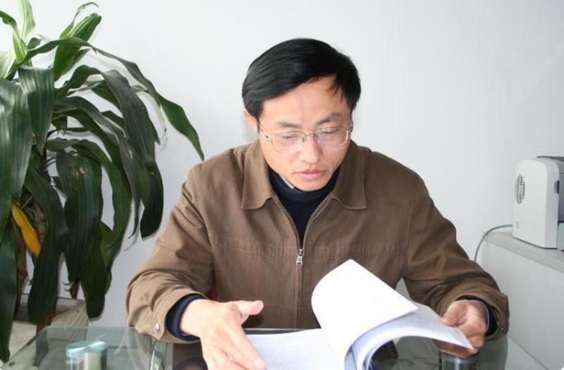 煤油灯光照亮成功路 ---- 海南文昌籍中国科学院院士 林鸿宣