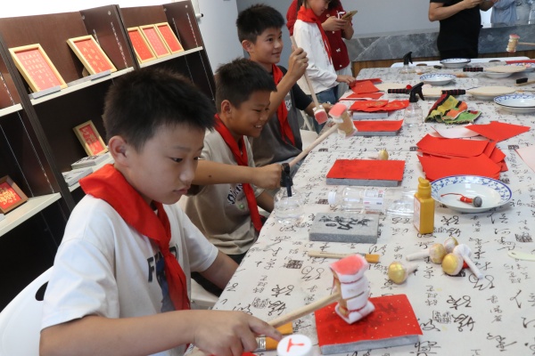 1792671042764616.jpg 名言拓印.JPG